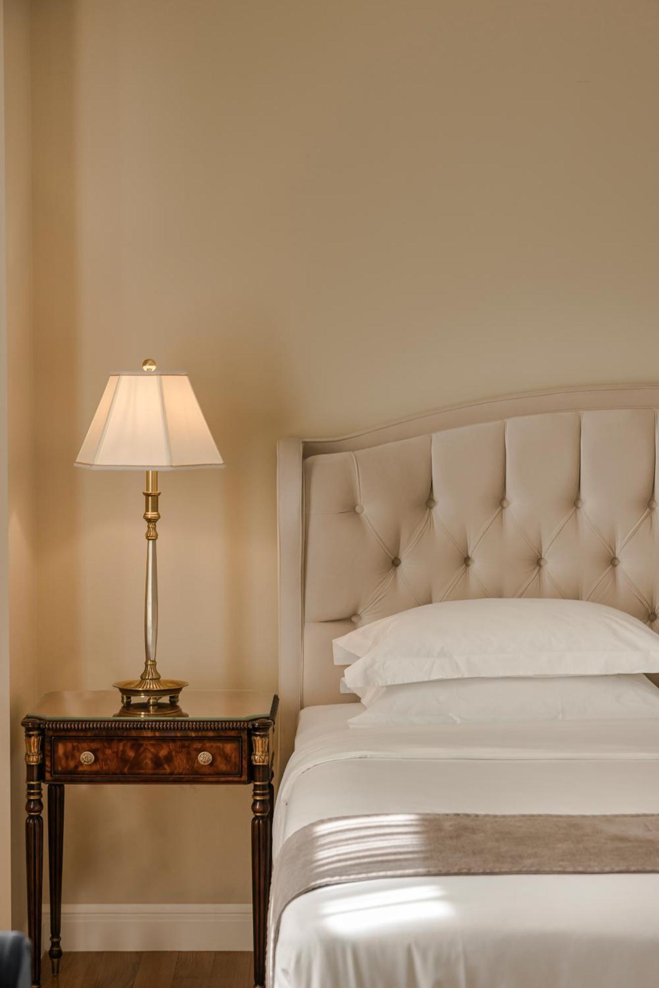 Noble Suites Athens Ngoại thất bức ảnh