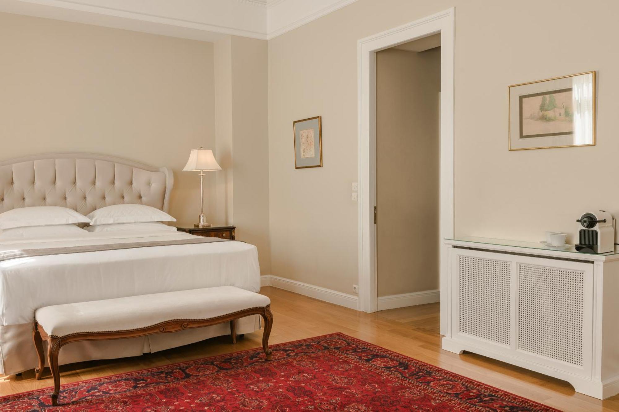 Noble Suites Athens Ngoại thất bức ảnh