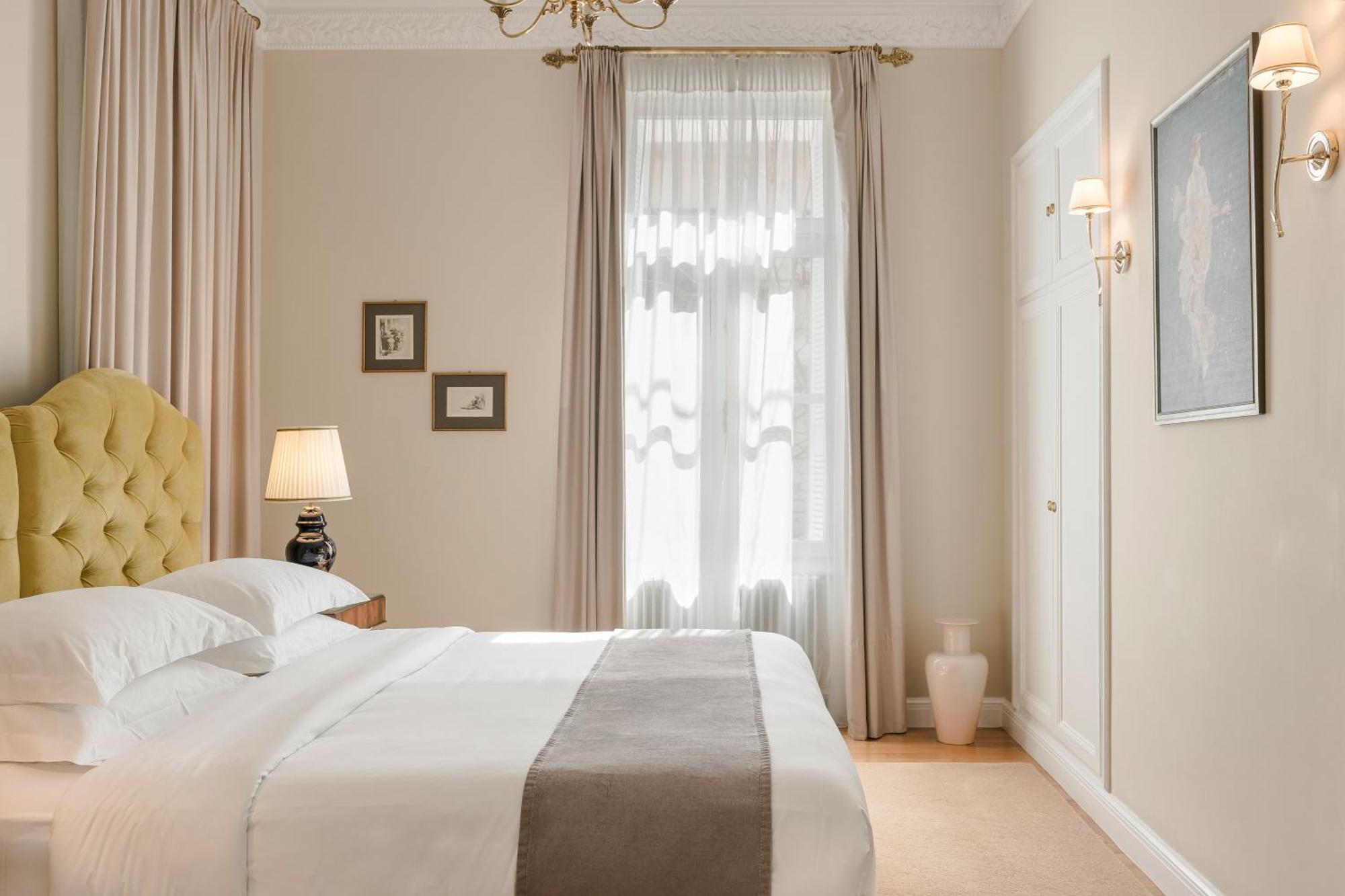 Noble Suites Athens Ngoại thất bức ảnh